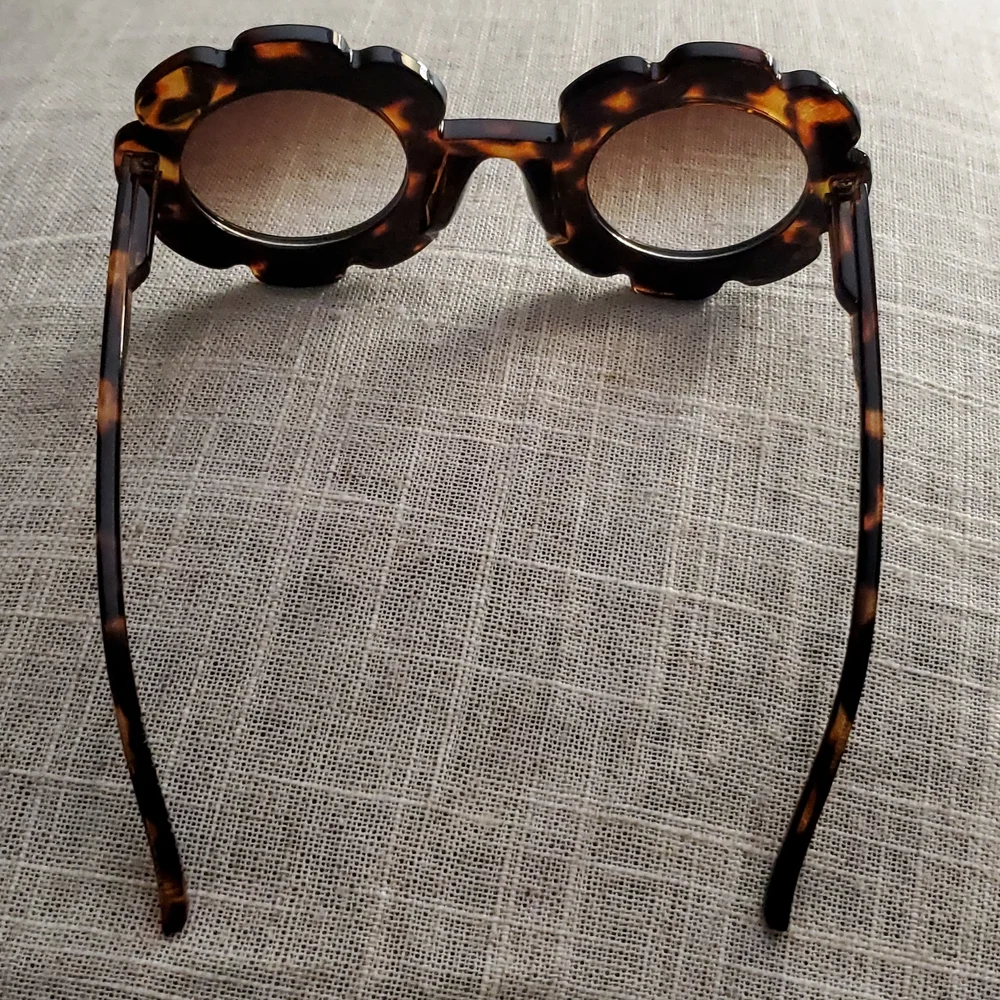 NEW ADEWU Sunglasses for Kids Round Flower Cute Glasses UV 400 Protection Girls